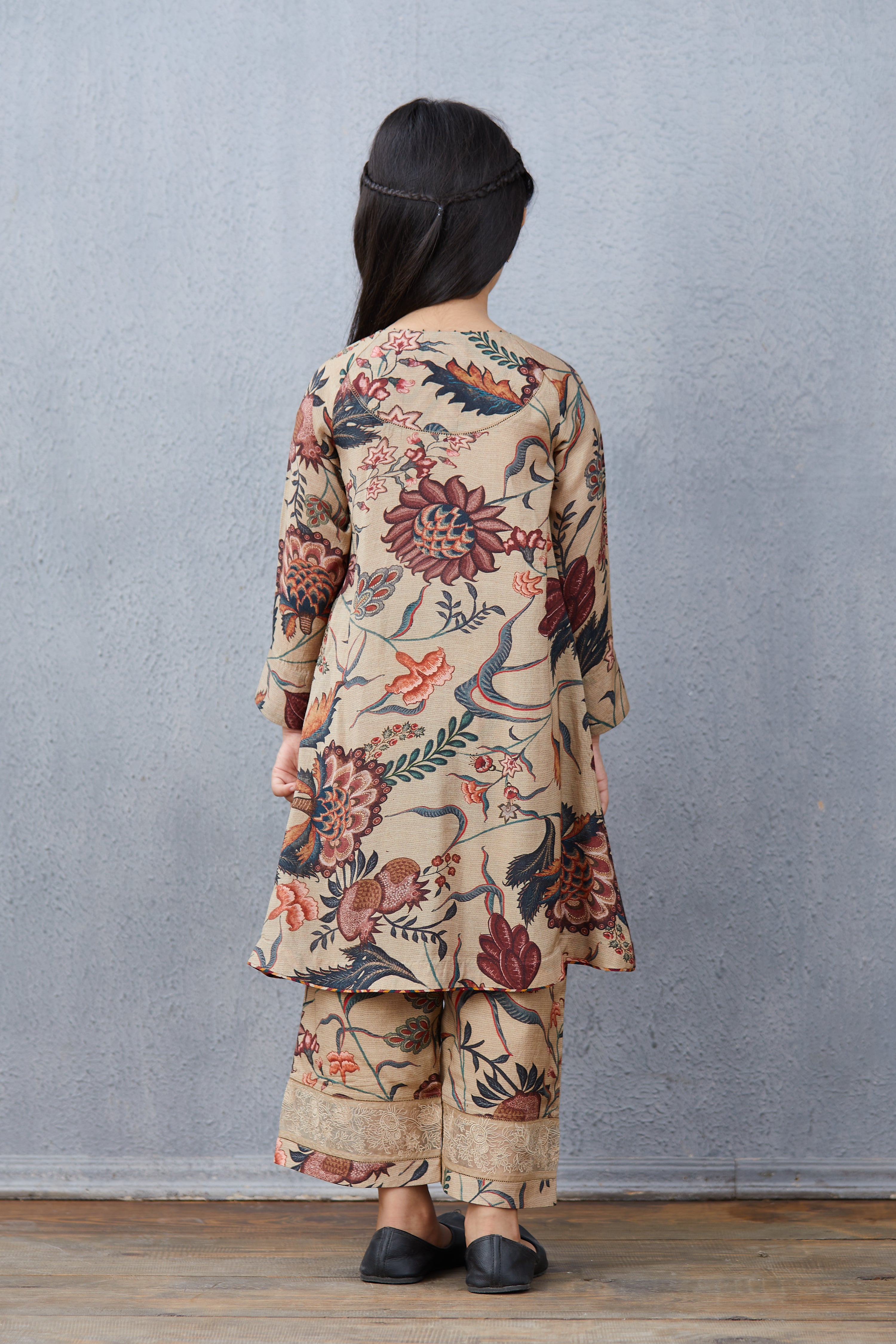 Chandan Anardana Kurta Set