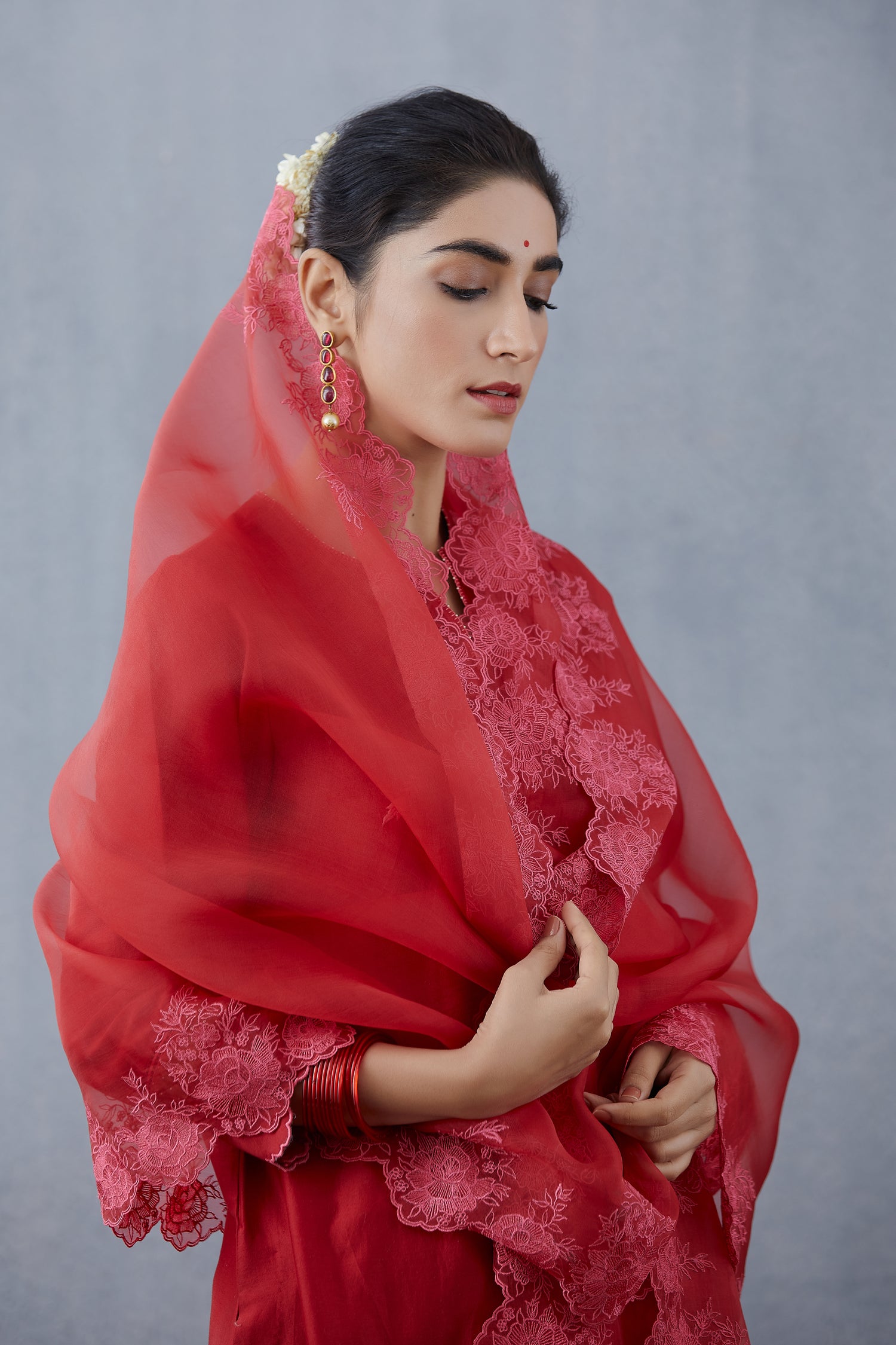 Kumudani Naavya Odhni