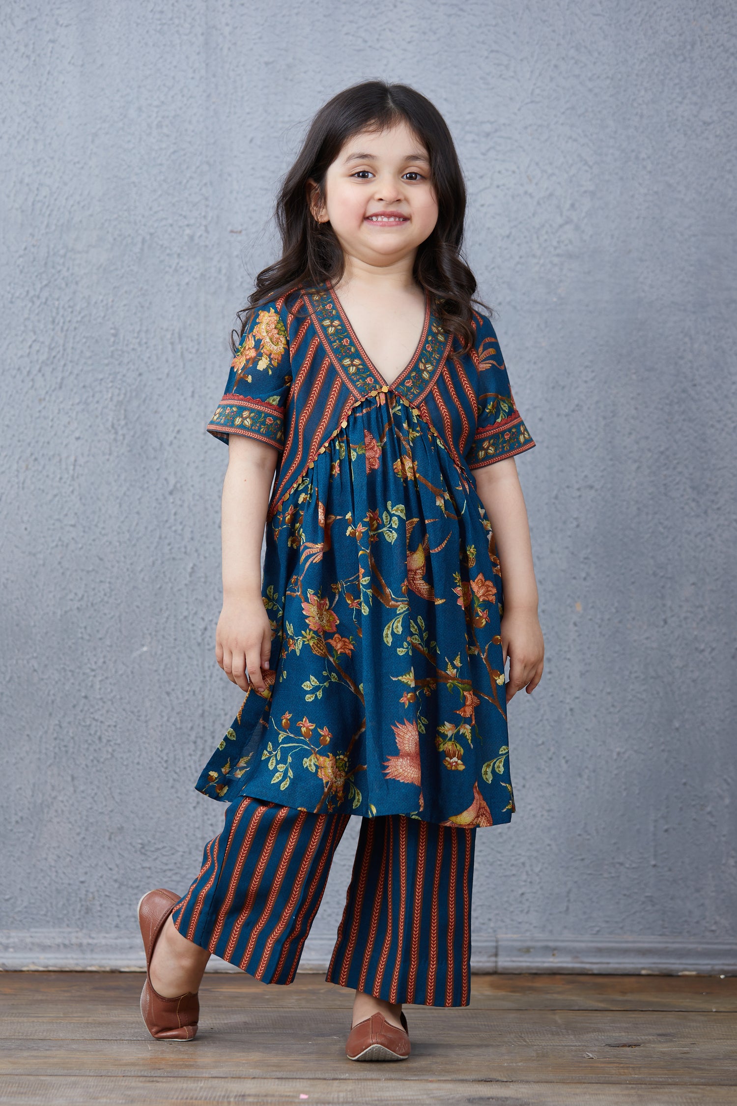 Neelam Chakor Kurta Set