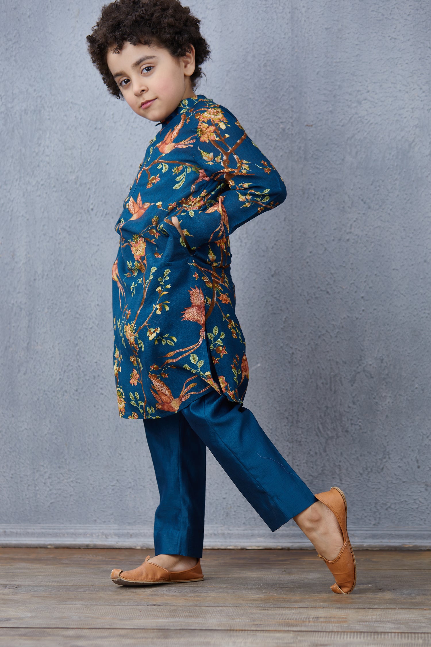 Neelam Gunin Kurta Set