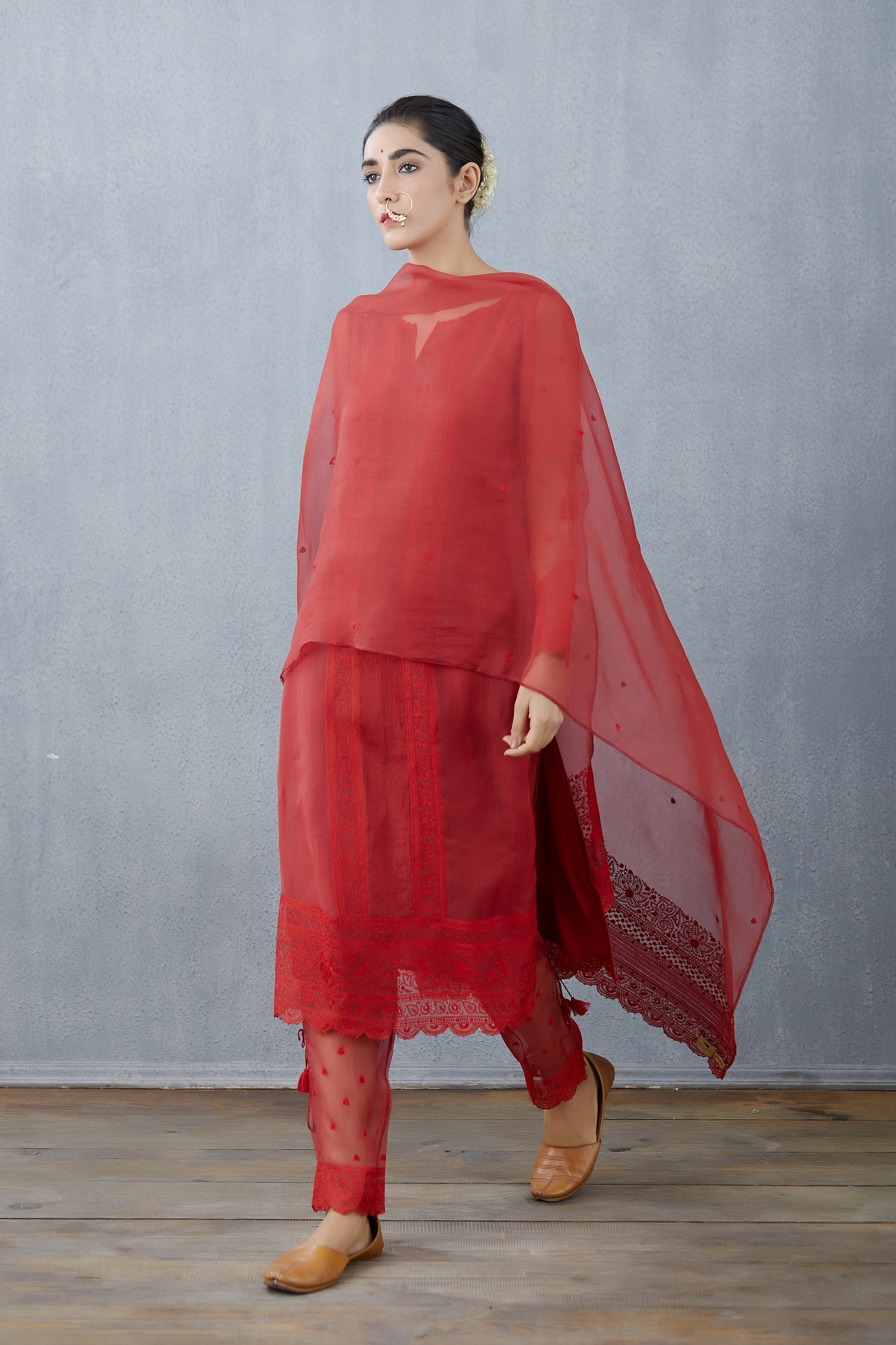 SALE - Surkh Abhra Kurta Set