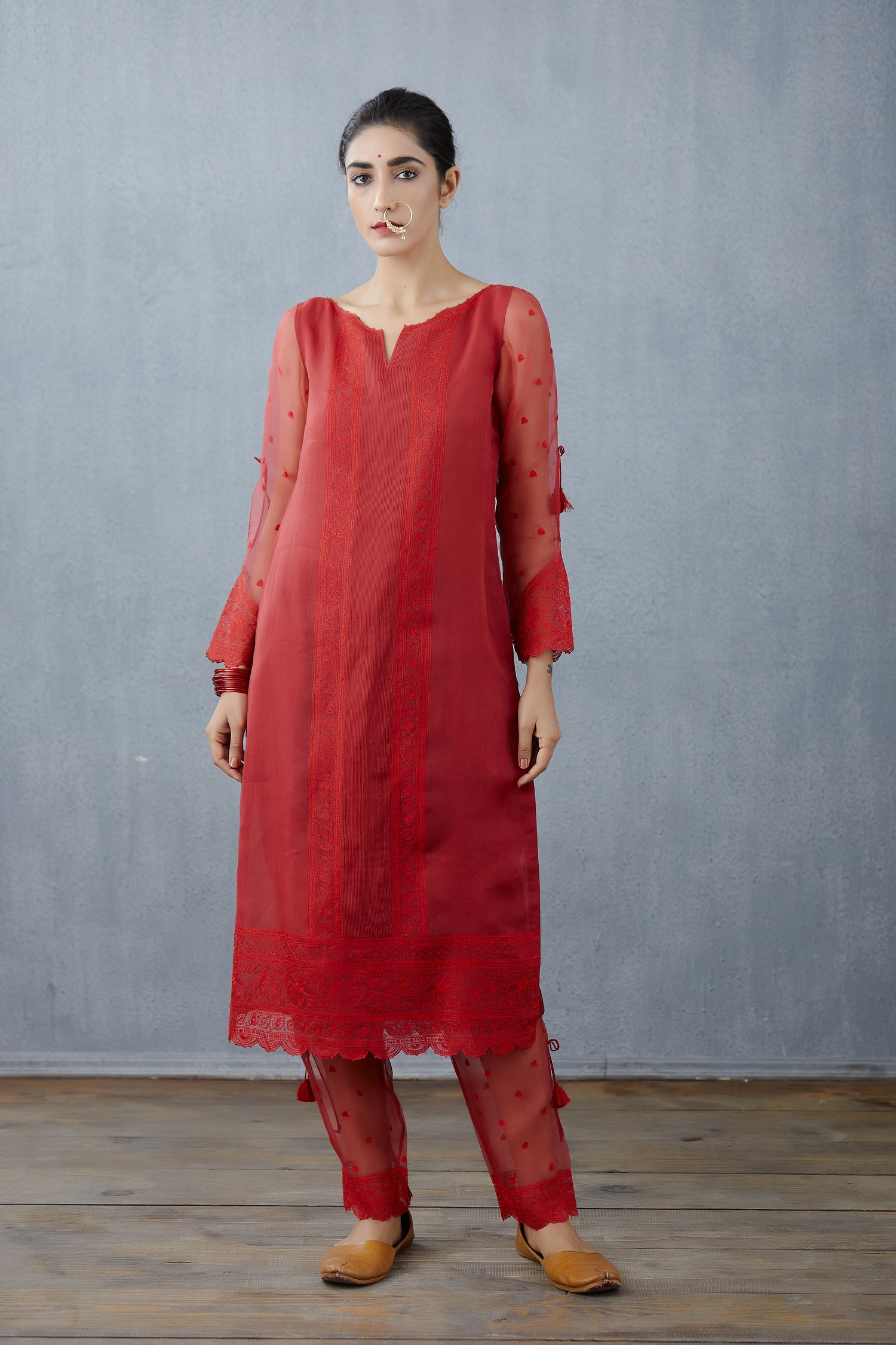 SALE - Surkh Abhra Kurta Set
