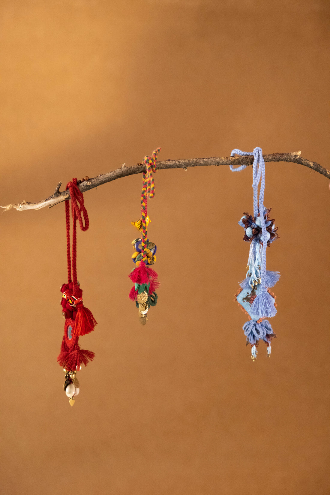 Gulshan Latkan Sutra Set