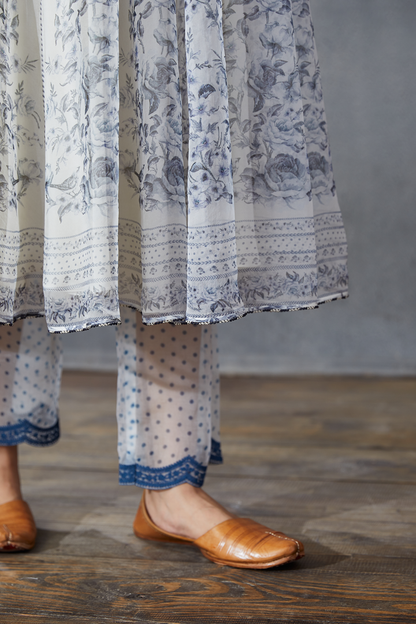 Neeli Gauraiya Swati Kurta Set