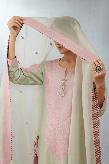 Kaner Jaituni Revaa Kurta Set