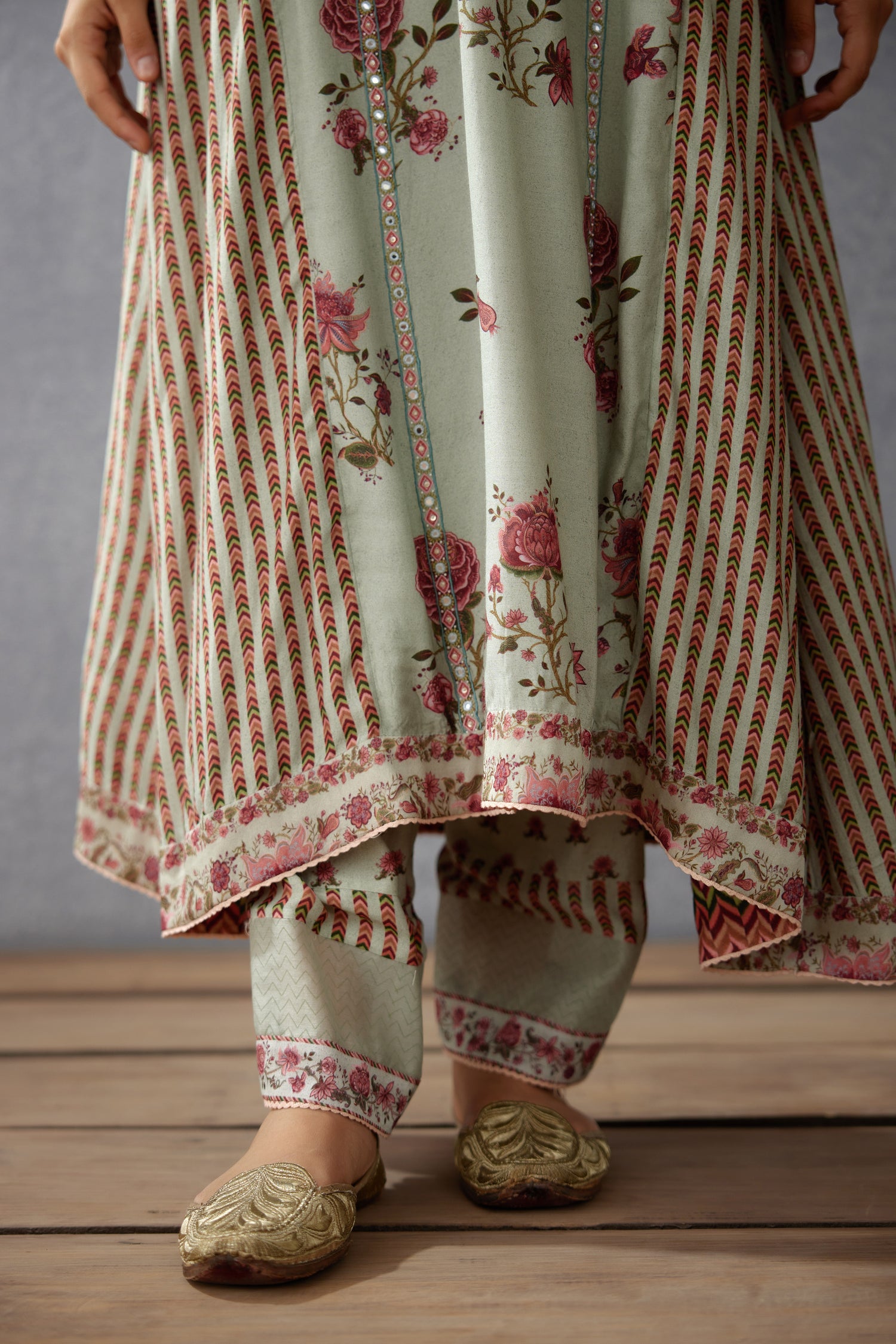 Jaituni Bushra Kurta Set