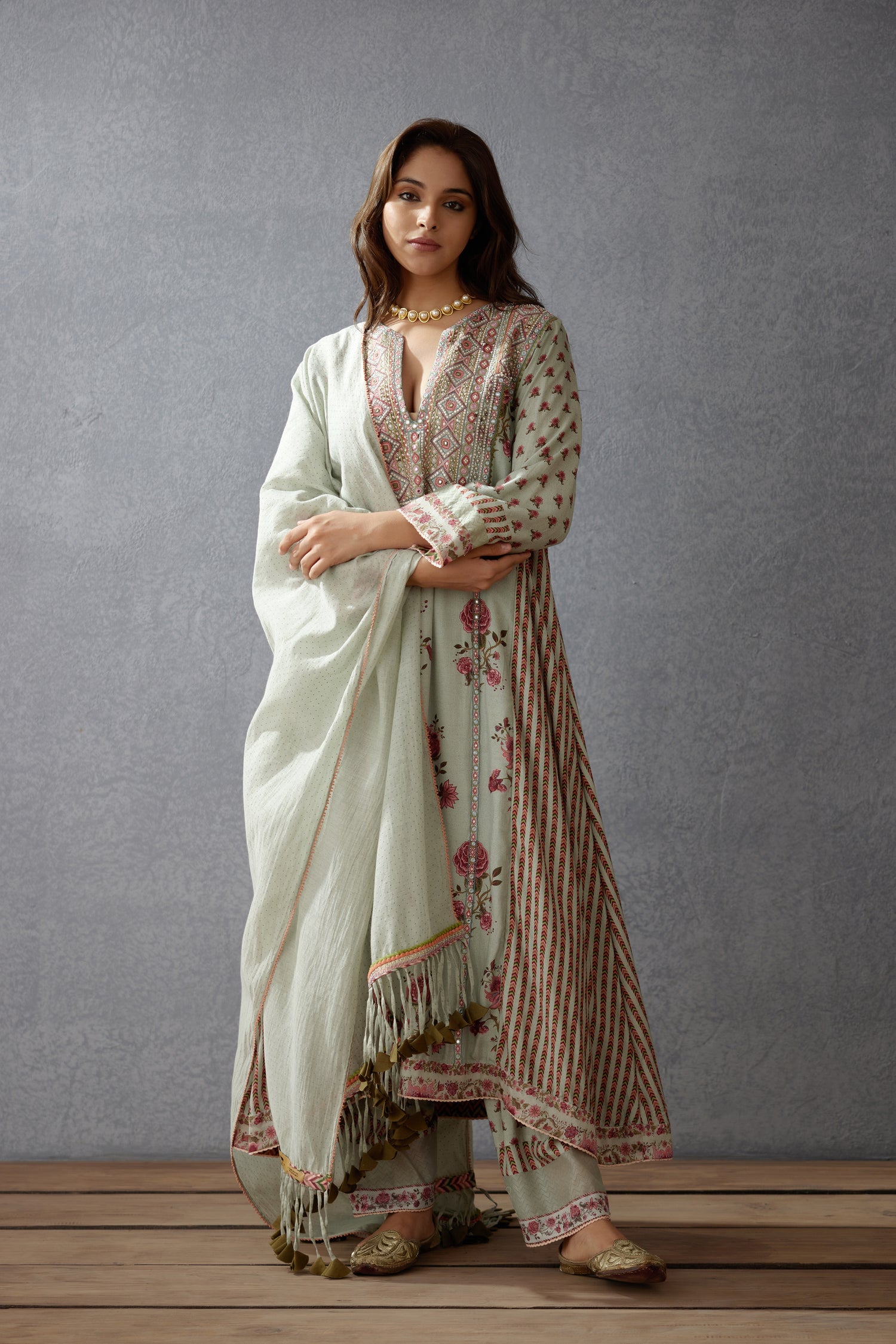 Jaituni Bushra Kurta Set