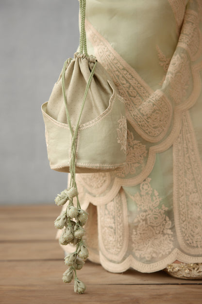 Jaituni Farrin Potli