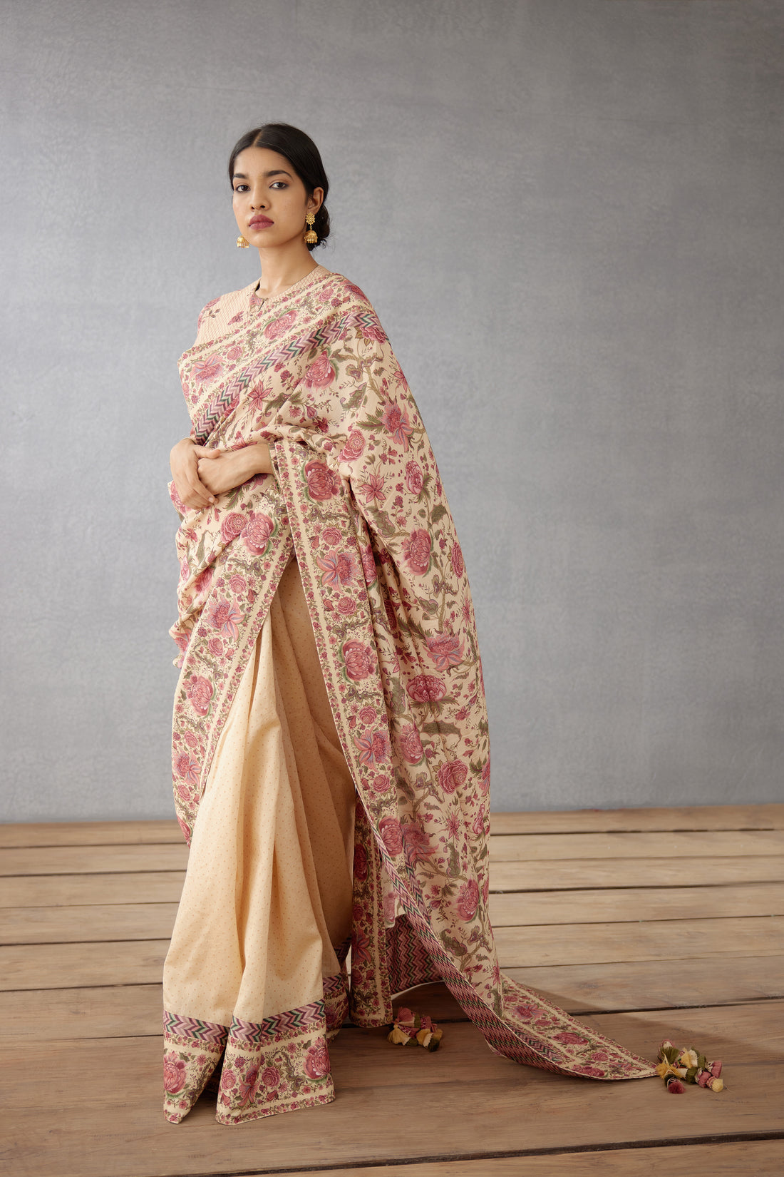 Kasturi Niya Saree