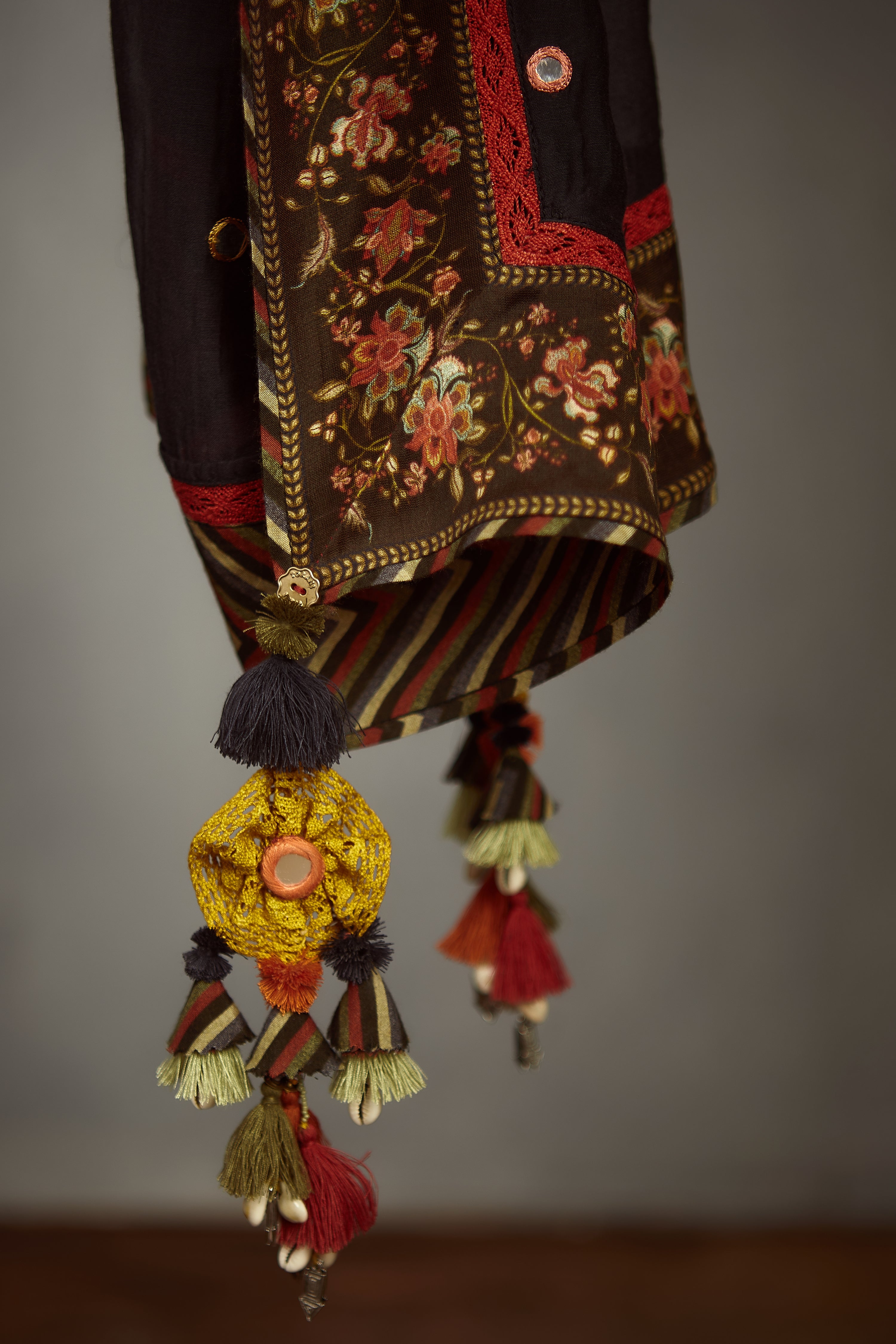 Nisha Tara Kurta Set
