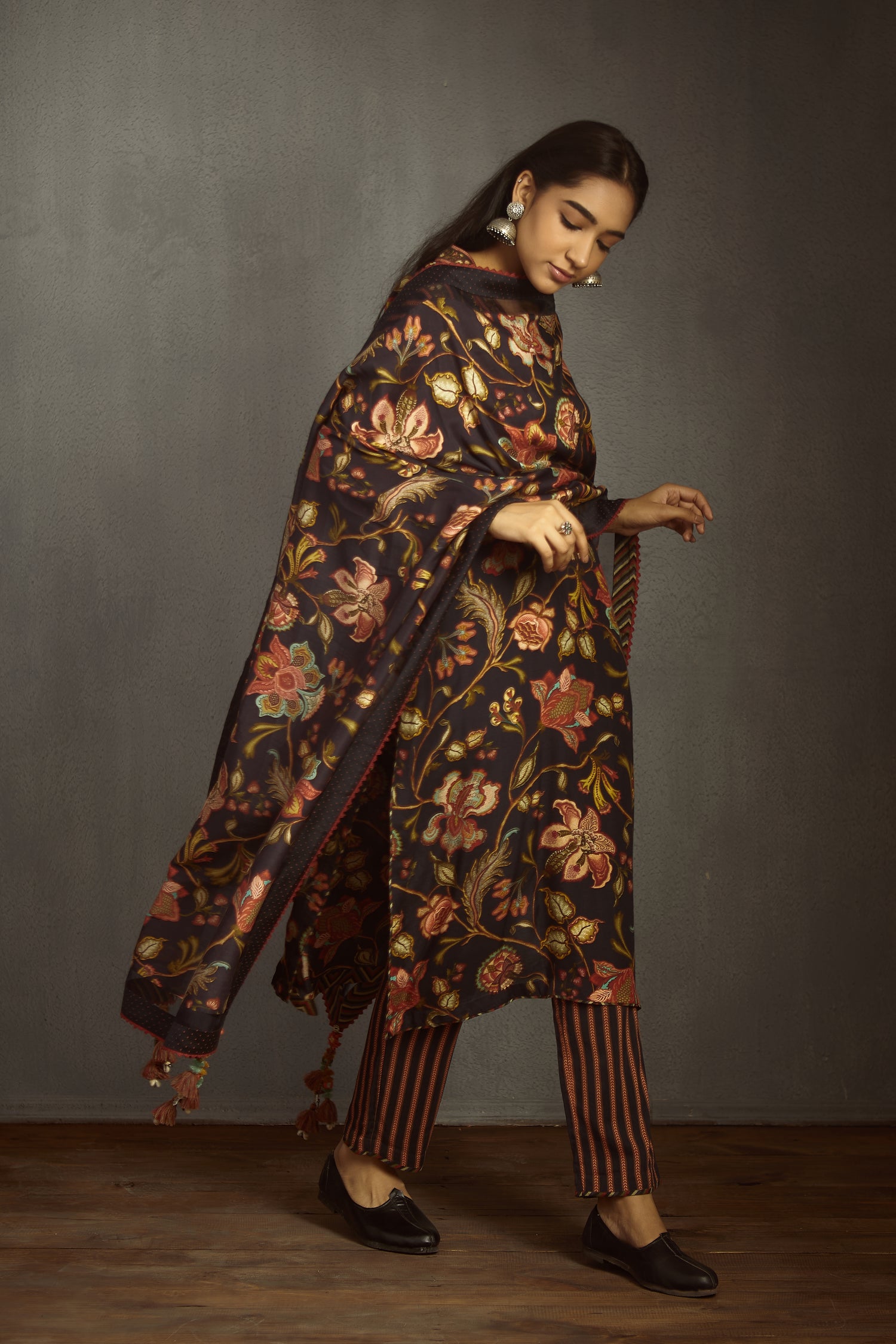 Nisha Heena Kurta Set