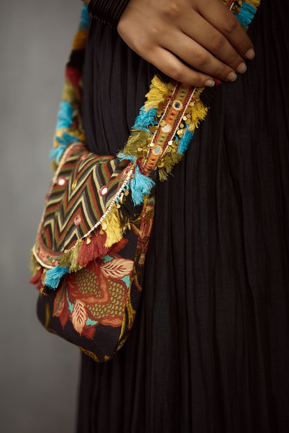 Nisha Sheesha Jhallar Basta