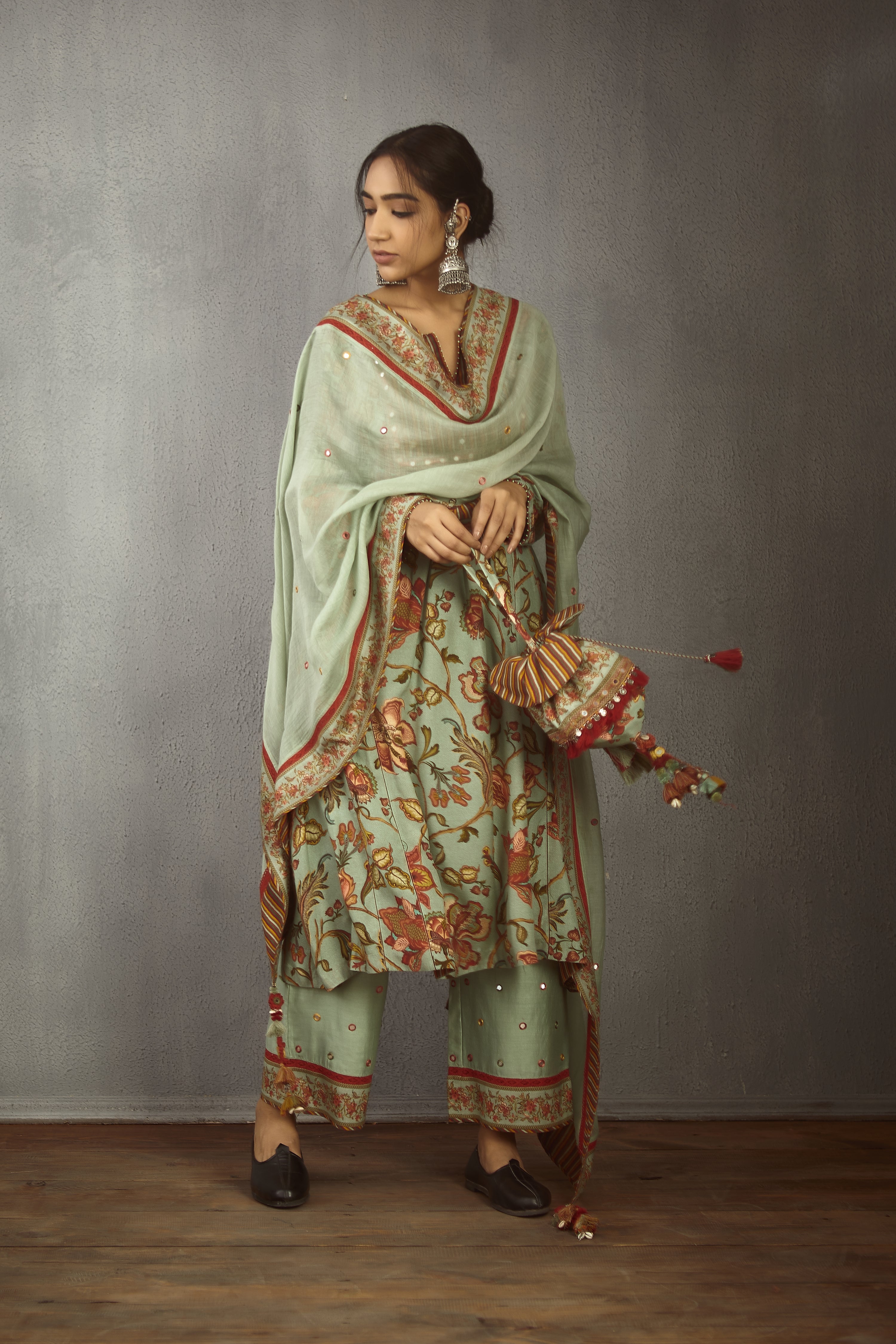 Champa Tara Kurta Set