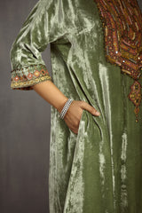 green embroidered velvet kurta set with side pockets