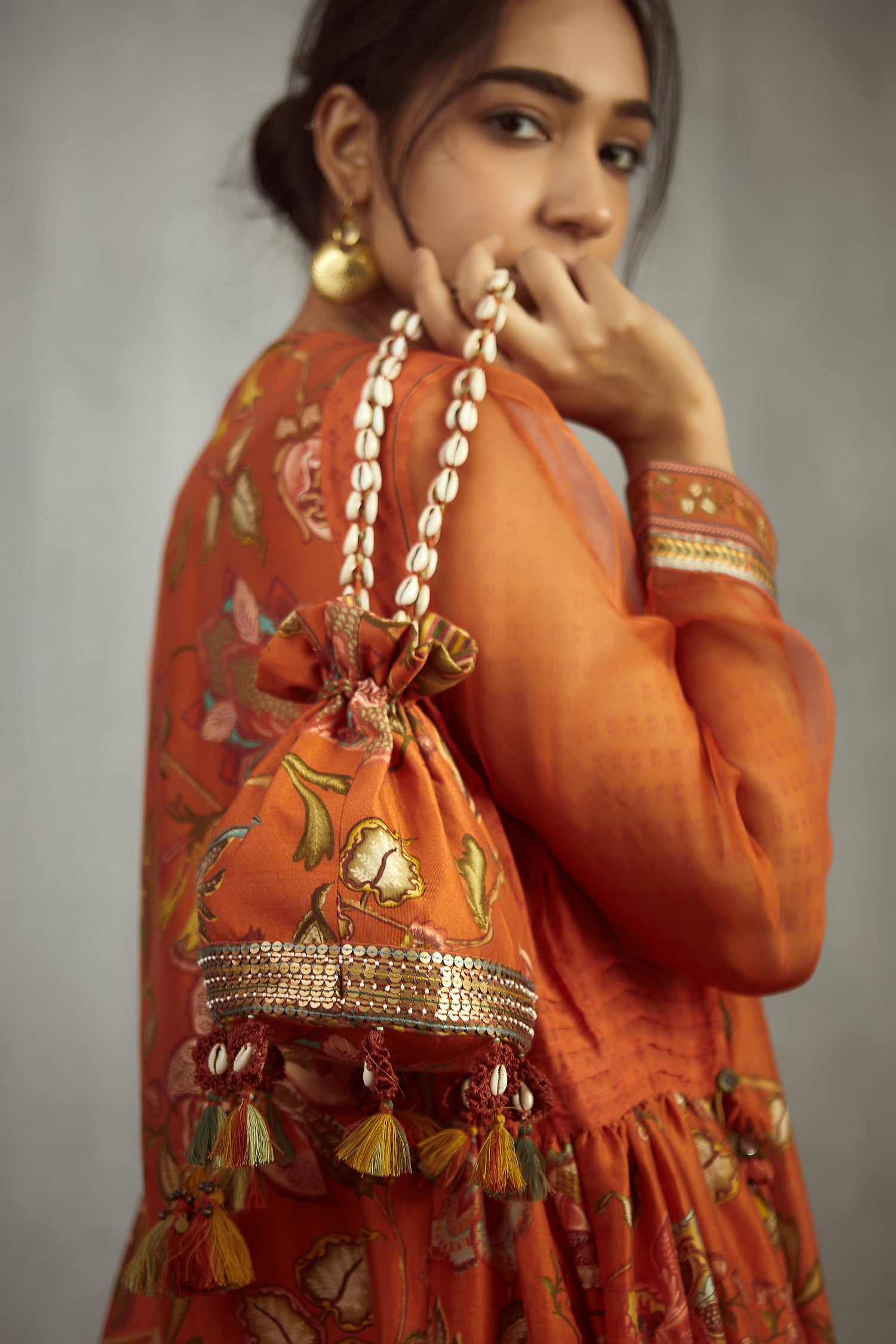 Narangi Sitara Potli