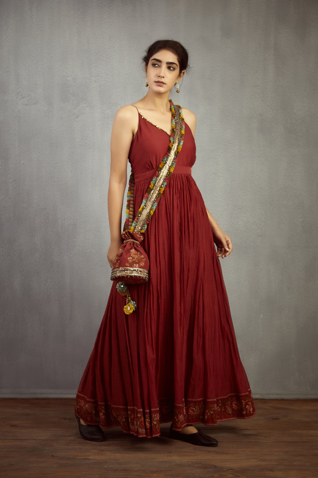 Gudhal Sindhi Saddle Potli