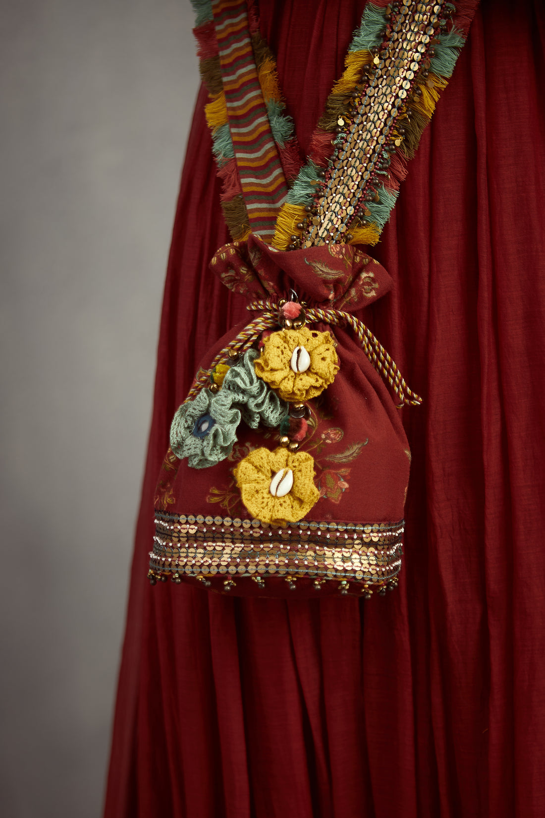 Gudhal Sindhi Saddle Potli