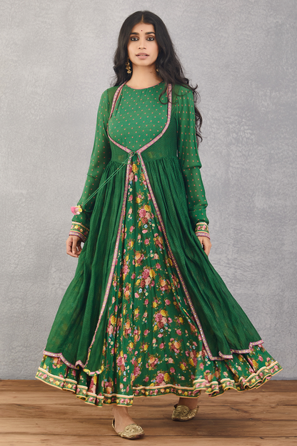 Panna Mariyam Cape Set