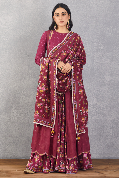 Manika Mariyam Cape Set