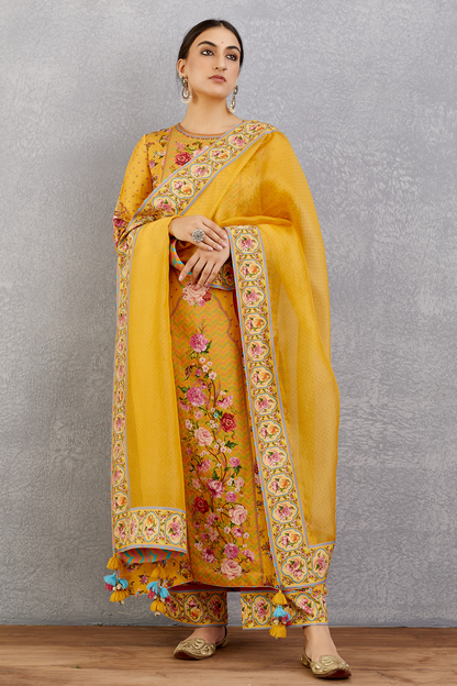 Sunehra Abhidah Kurta Set