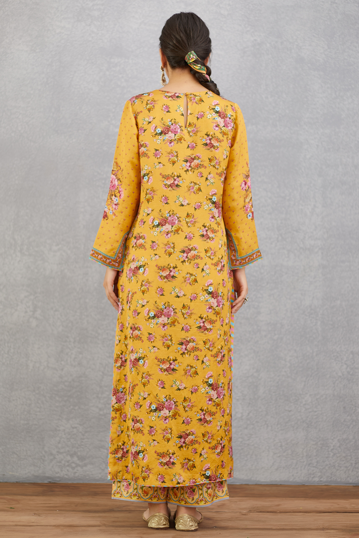 Sunehra Abhidah Kurta Set