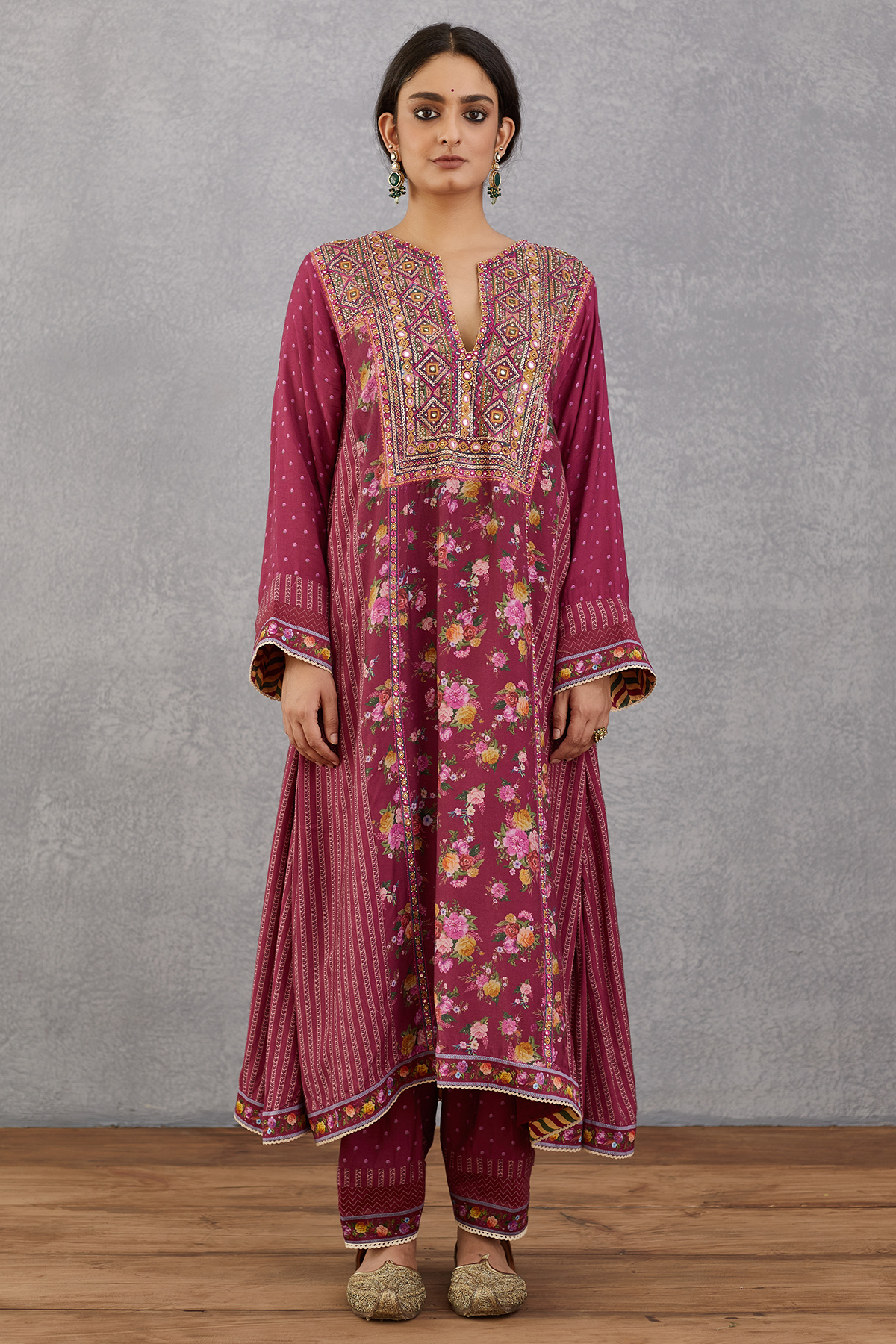 Manika Bushra Kurta Set