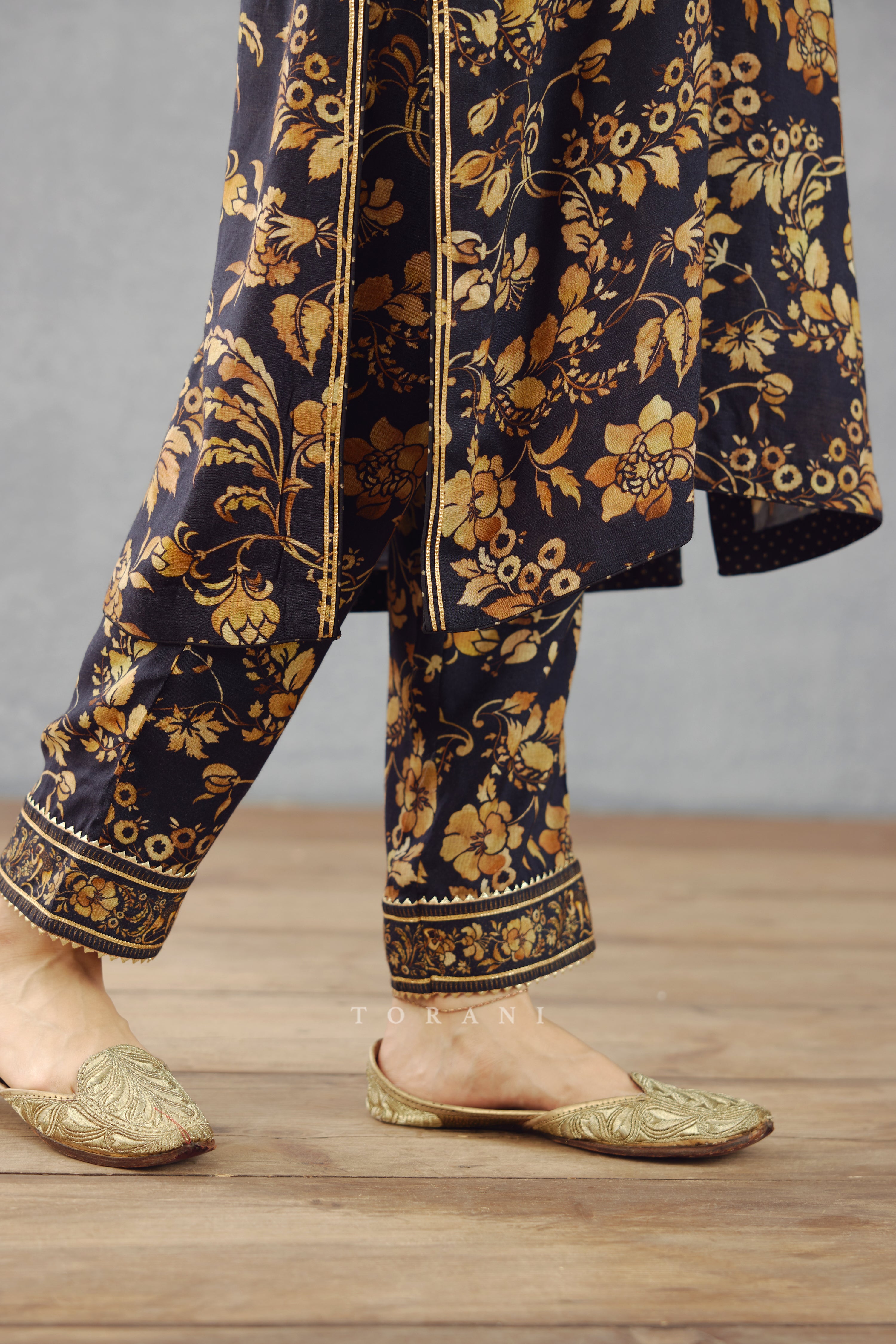 Gulghast Barkha Kurta Set