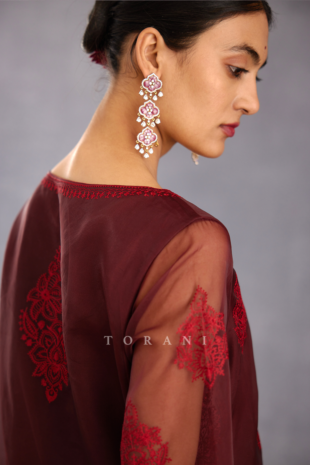 Gulnar Aadrita Kurta Set