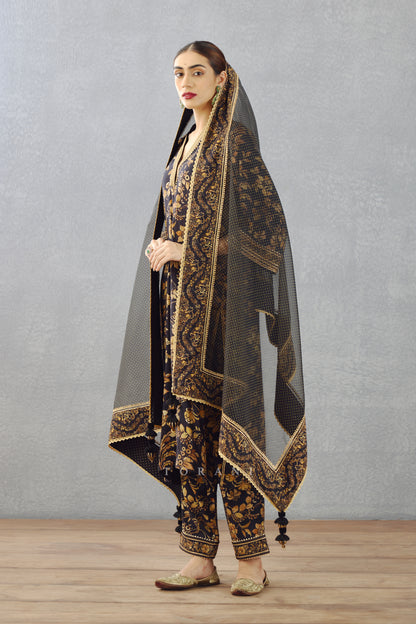 Gulghast Barkha Odhni