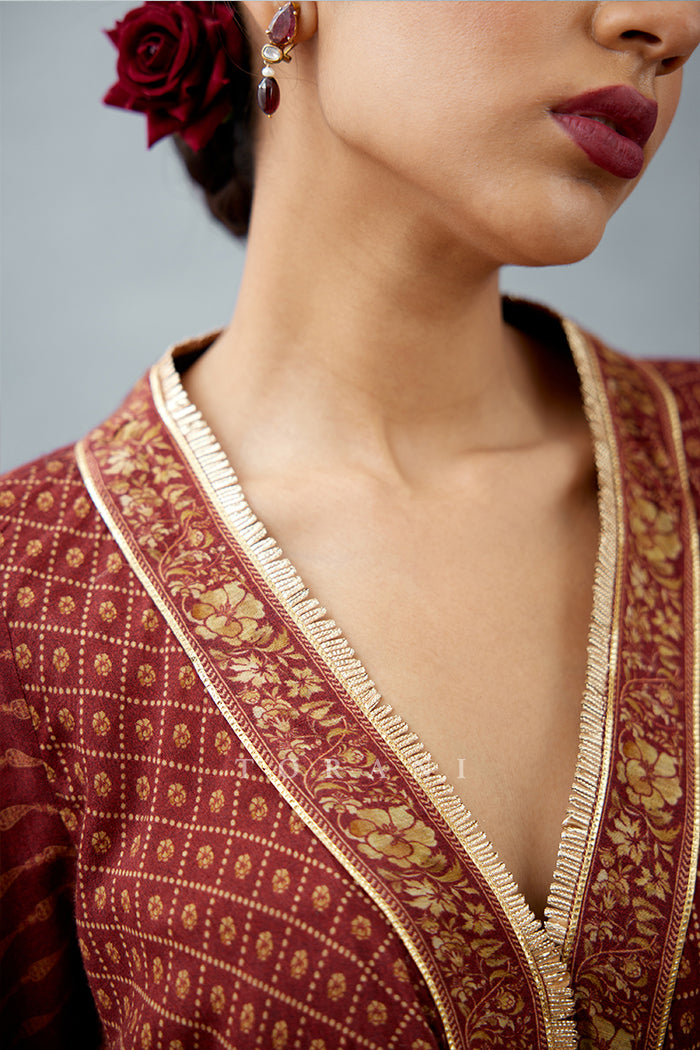 Gulnar Afsoon Lehenga Set