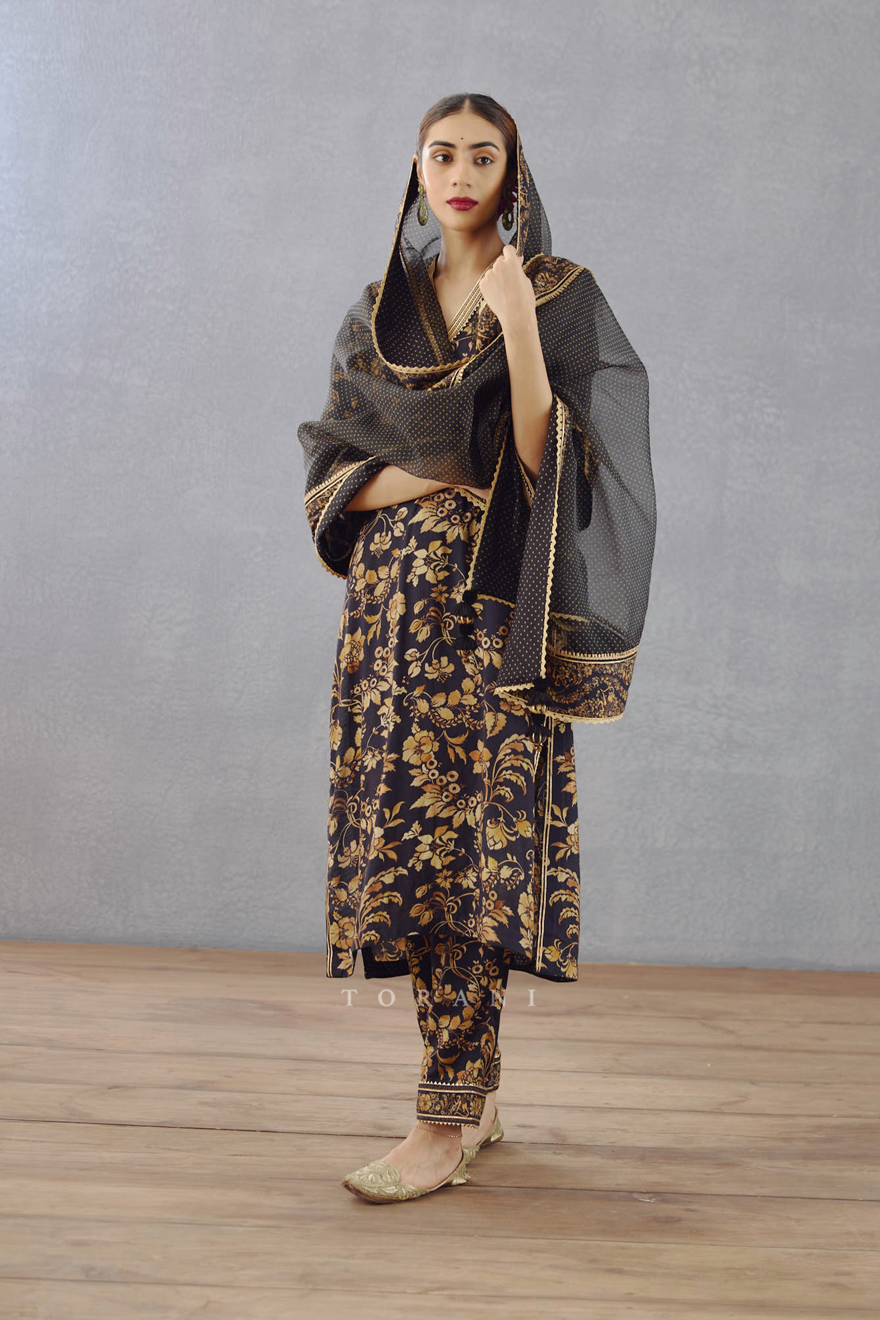 Gulghast Barkha Kurta Set