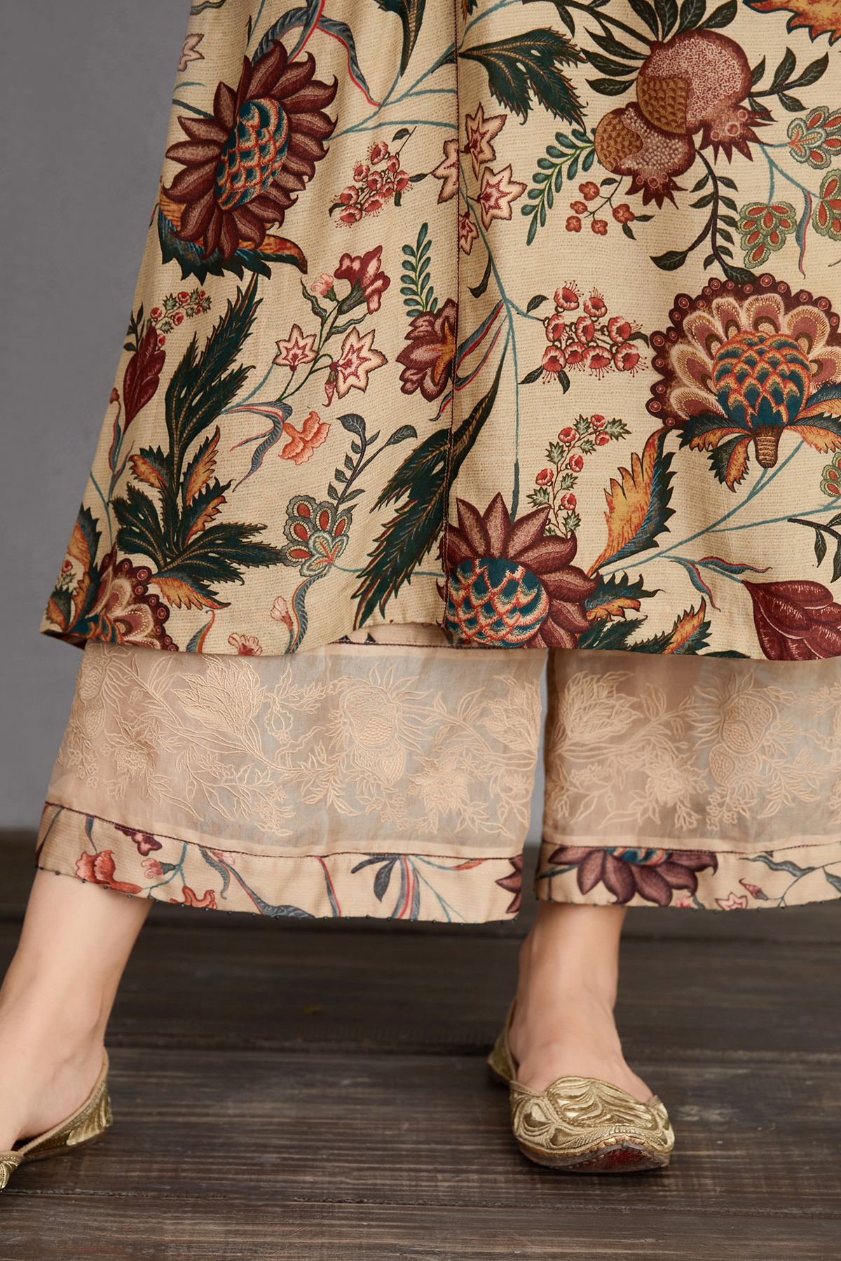 Chandan Aroha Kurta Set