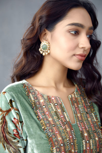 Champa Makhmal Firdouz Kurta Set