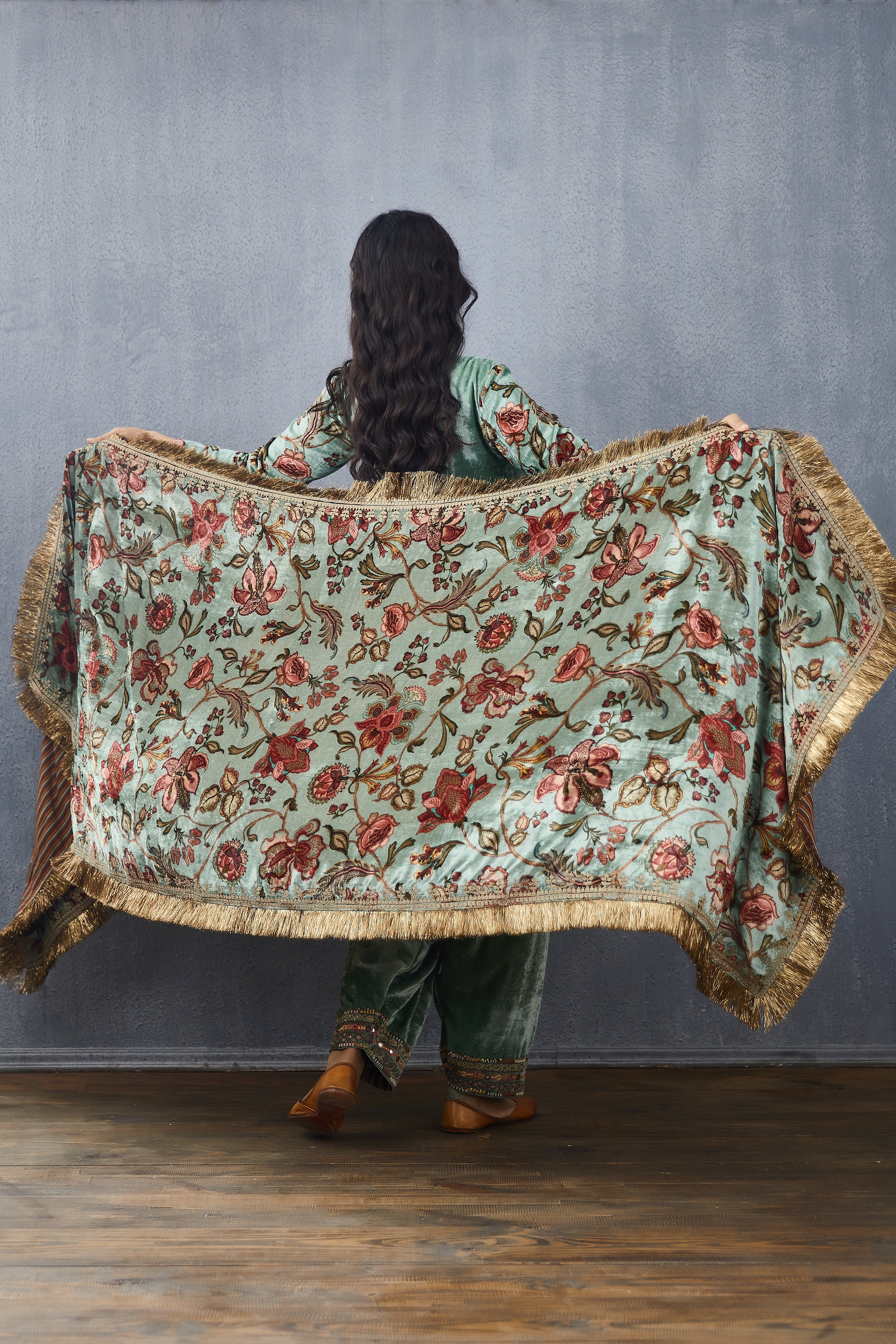 Champa Aakifah Sona Jhallar Doshala