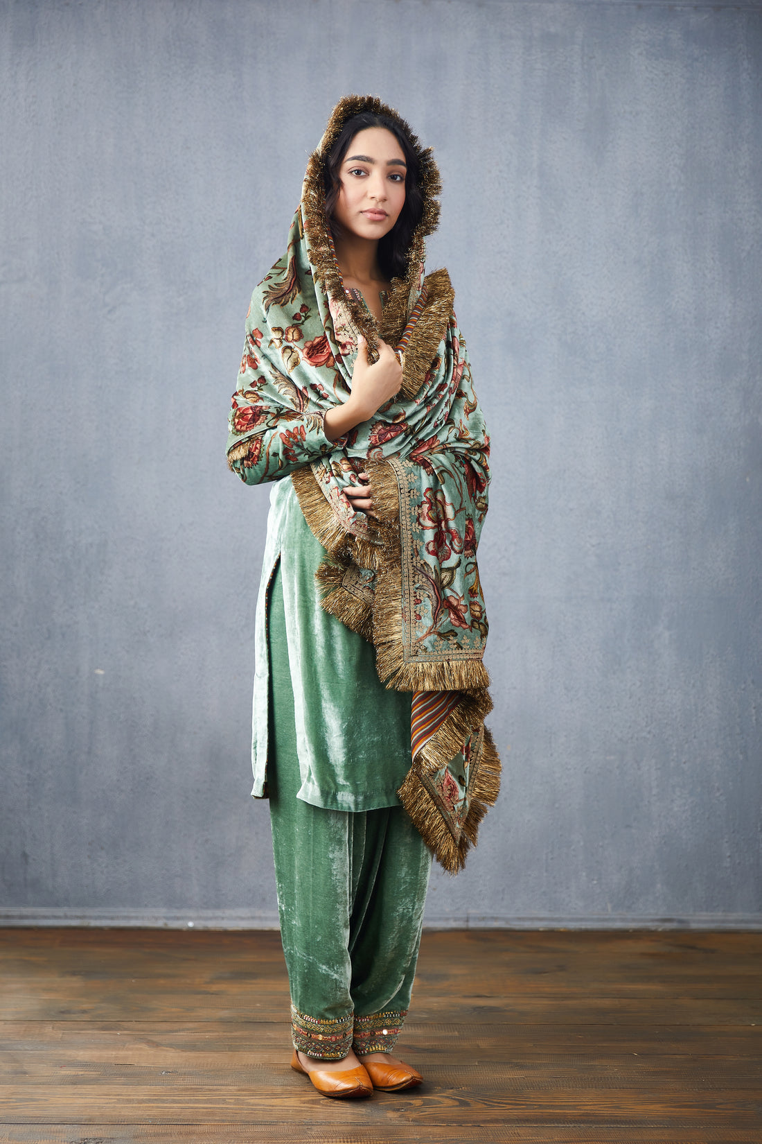 Champa Aakifah Sona Jhallar Doshala