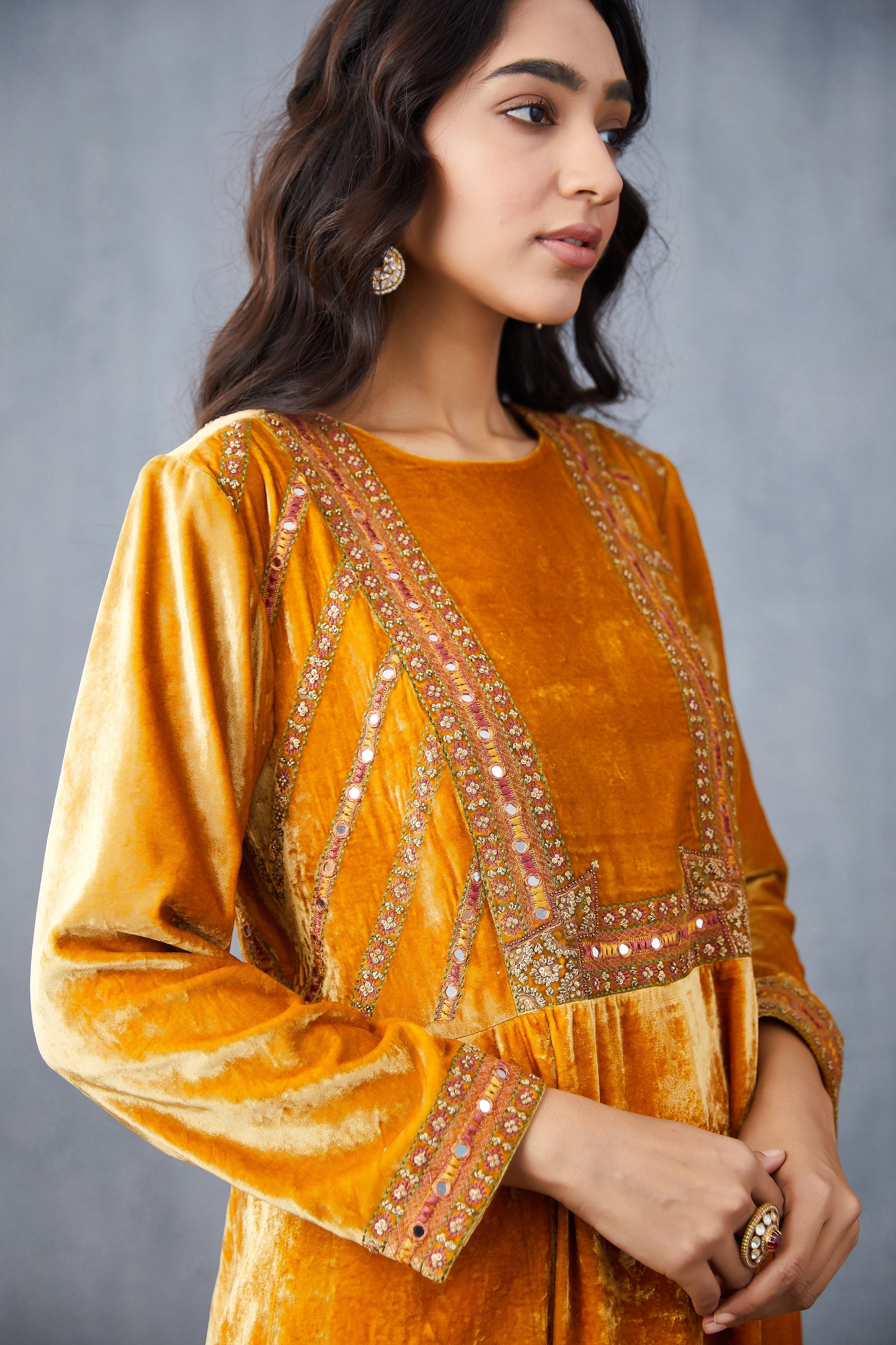 Mustard KURTA SET with pants in silk velvet