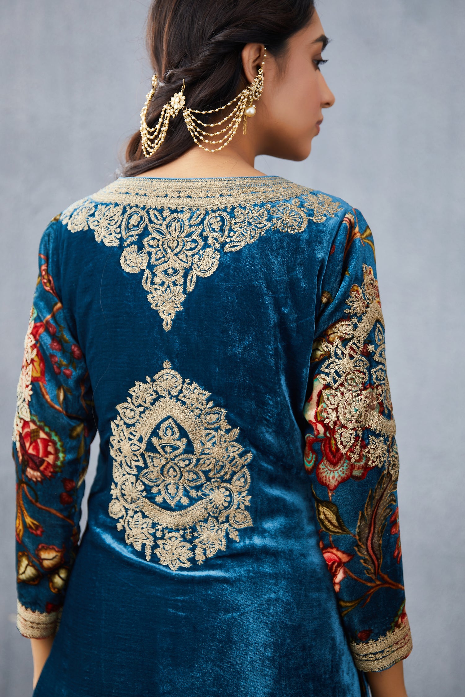 Fully Embroidered kurta set in Silk Velvet