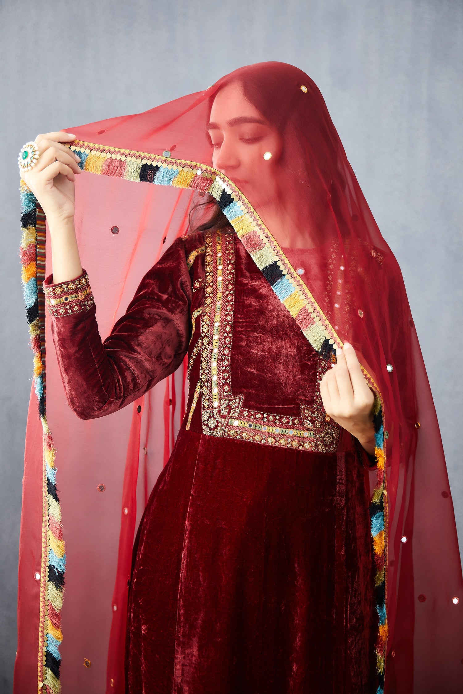 hand embroidered Kurta Set with dupatta in Silk Organza