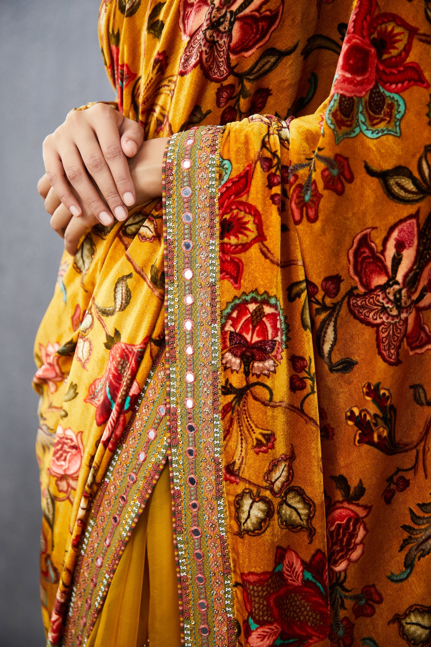 Sunehra Makhmal Pallu Revathi Saree