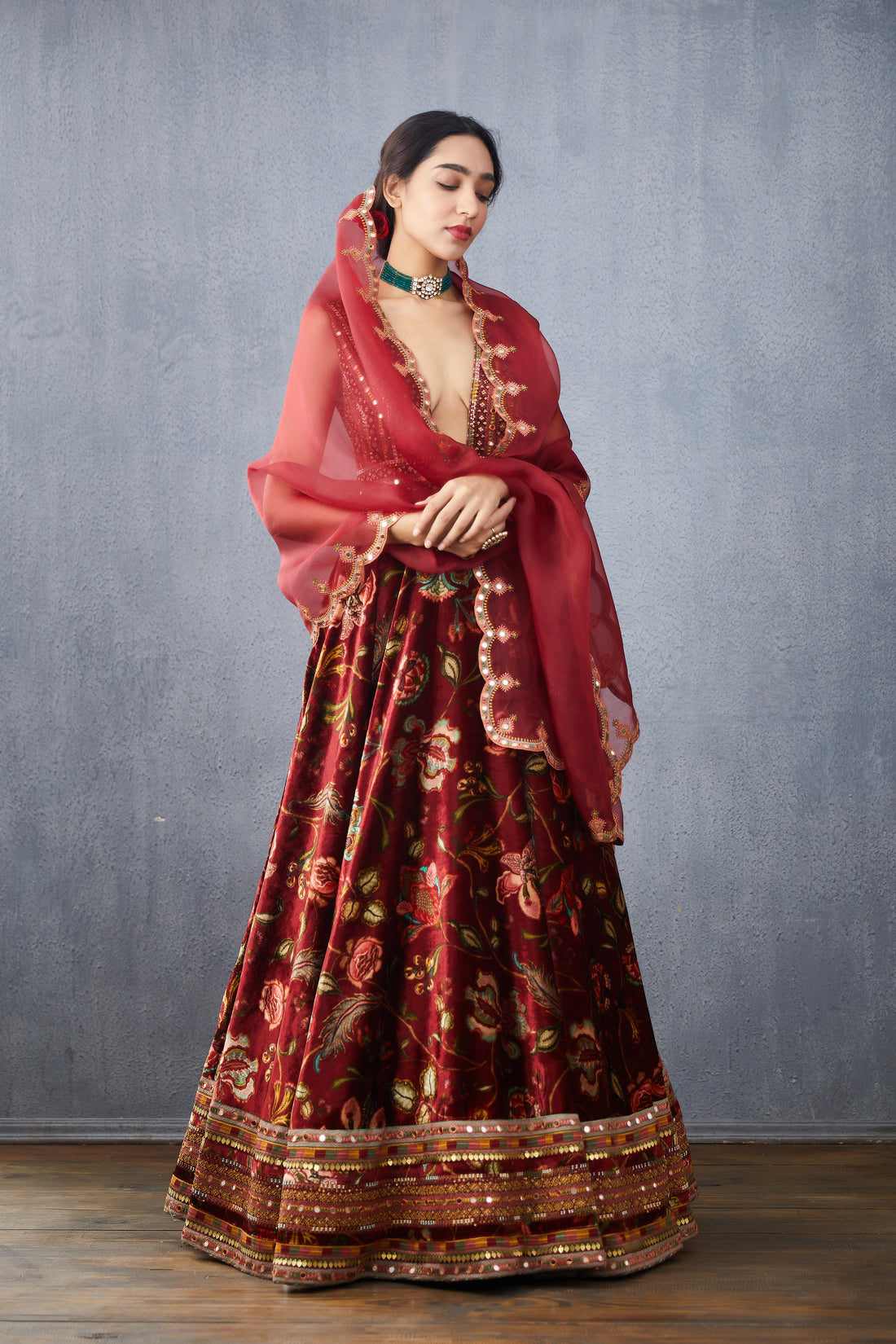 Gudhal Waheeda Odhni