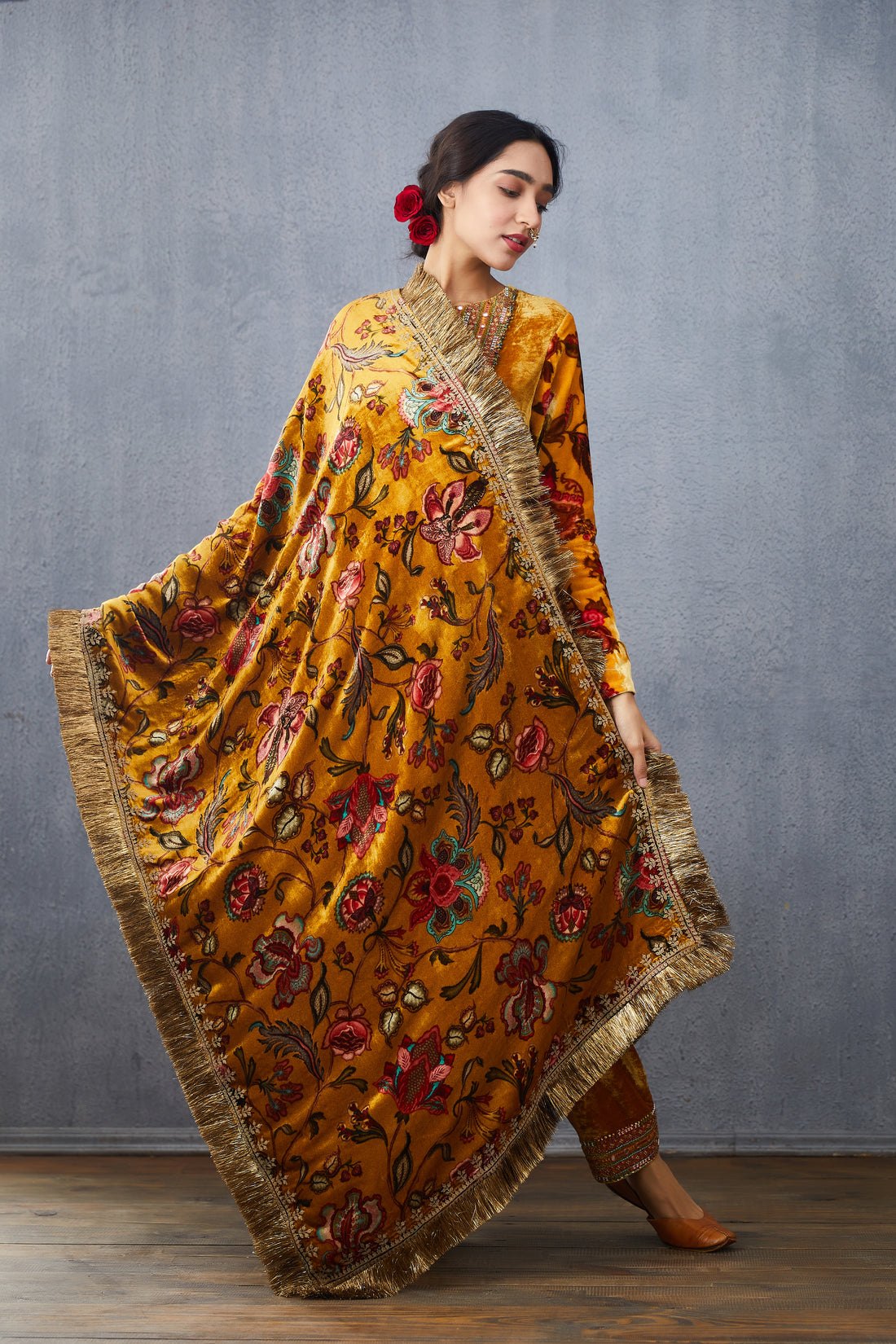 Sunehra Aakifah Sona Jhallar Doshala