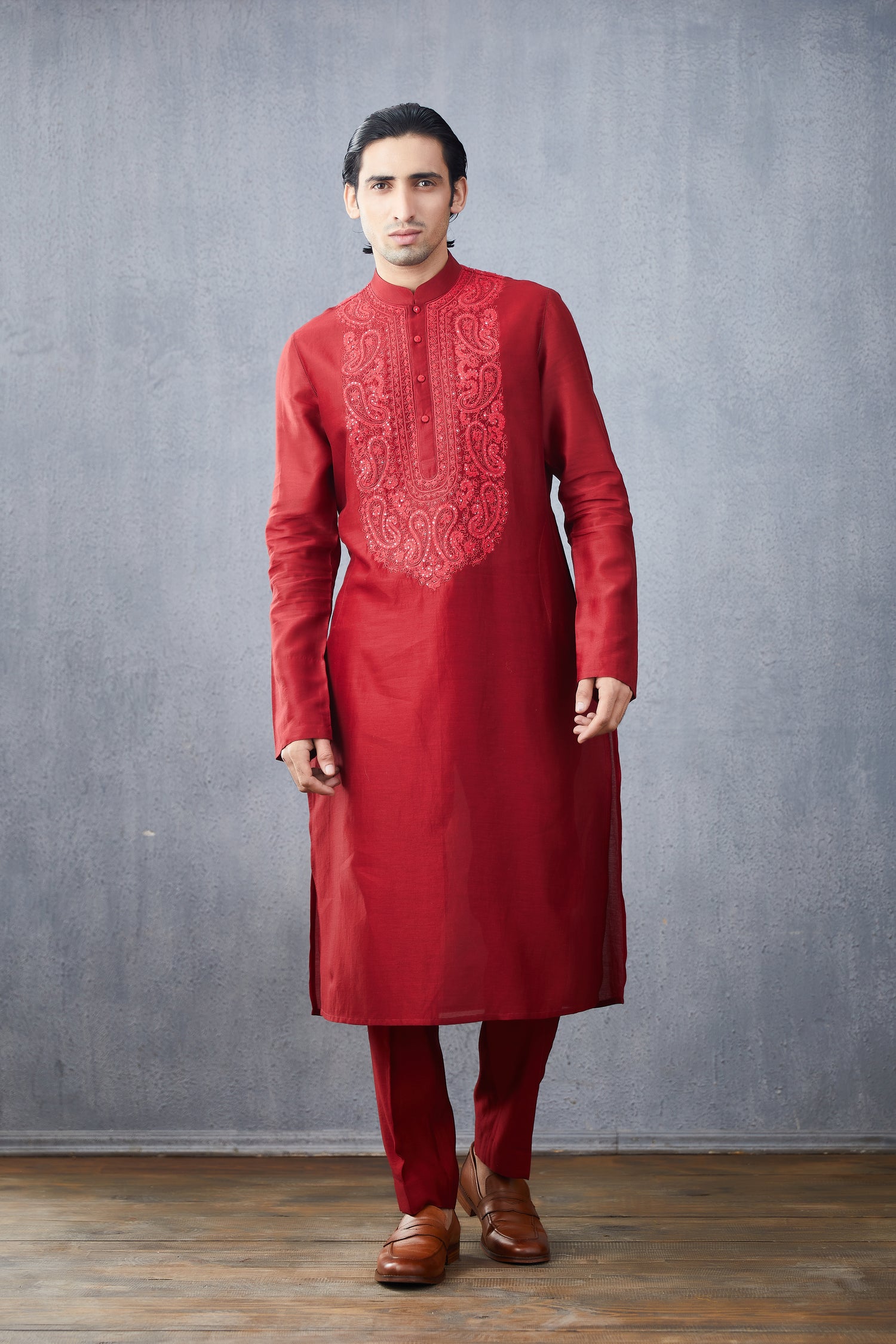 Surkh Karam Kurta Set