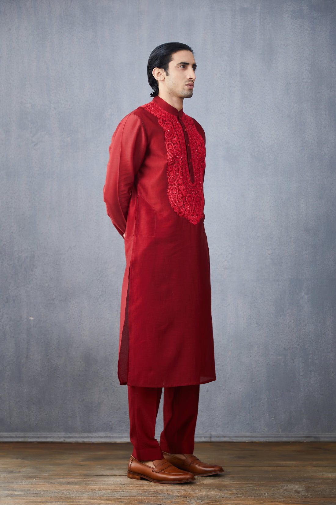 Surkh Karam Kurta Set