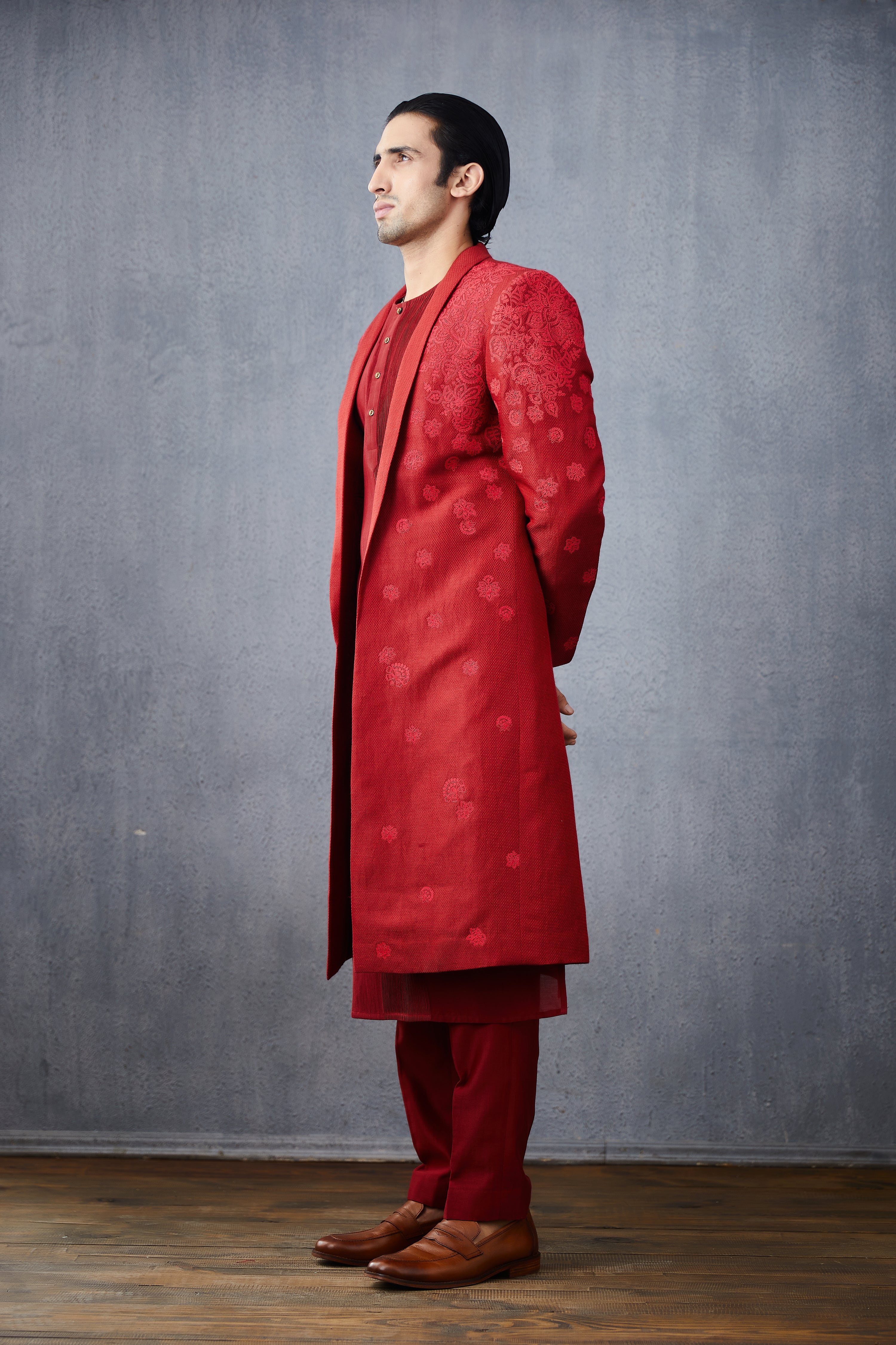 Surkh Shehzaad Sherwani