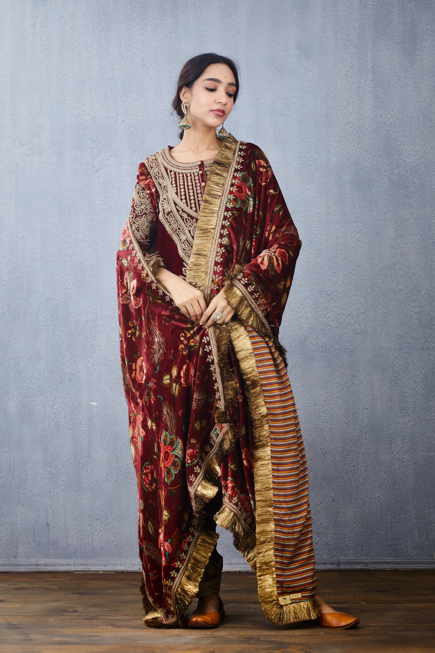 Gudhal Aakifah Sona Jhallar Doshala