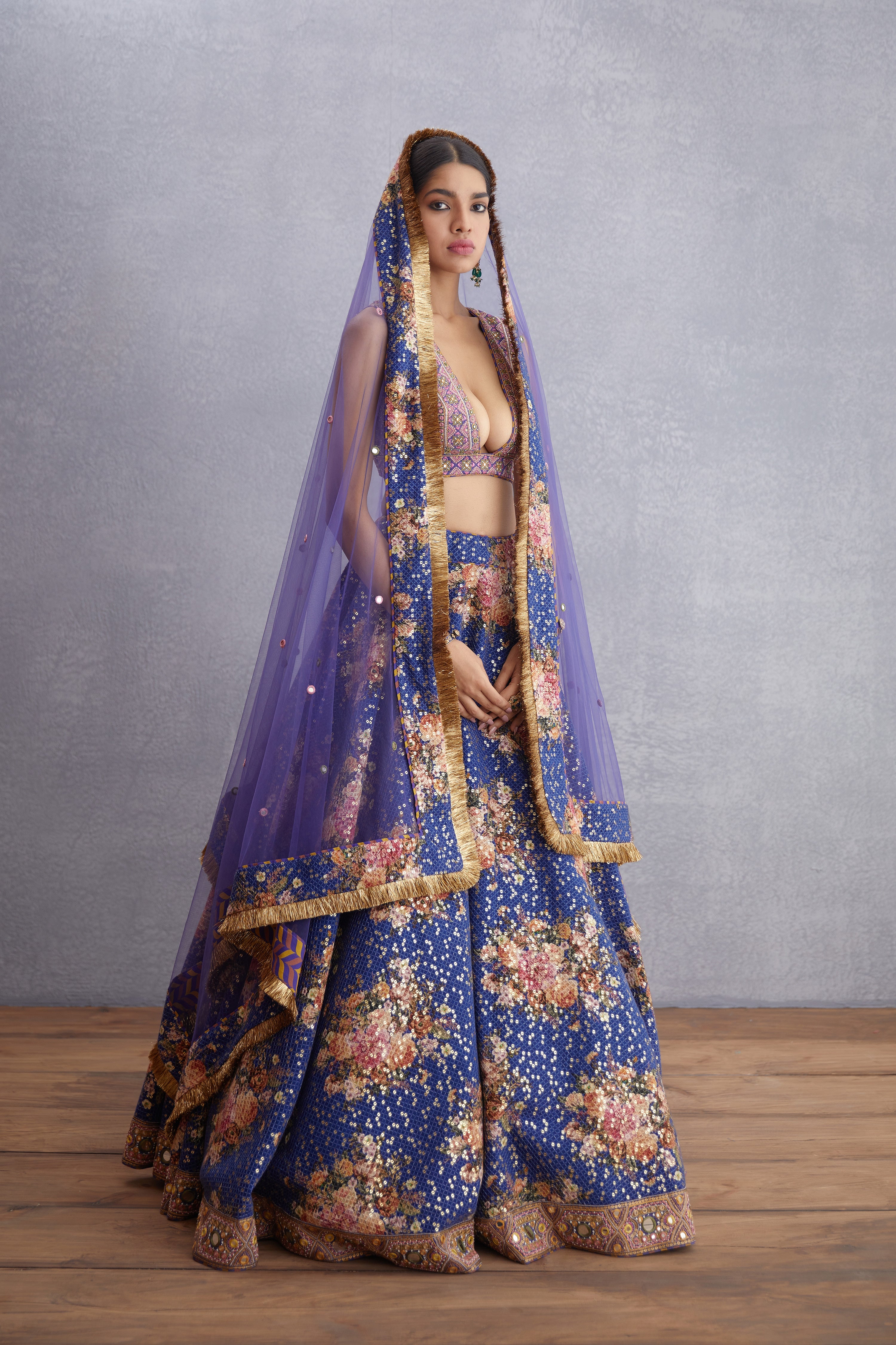 Jamuni Aastika Odhni