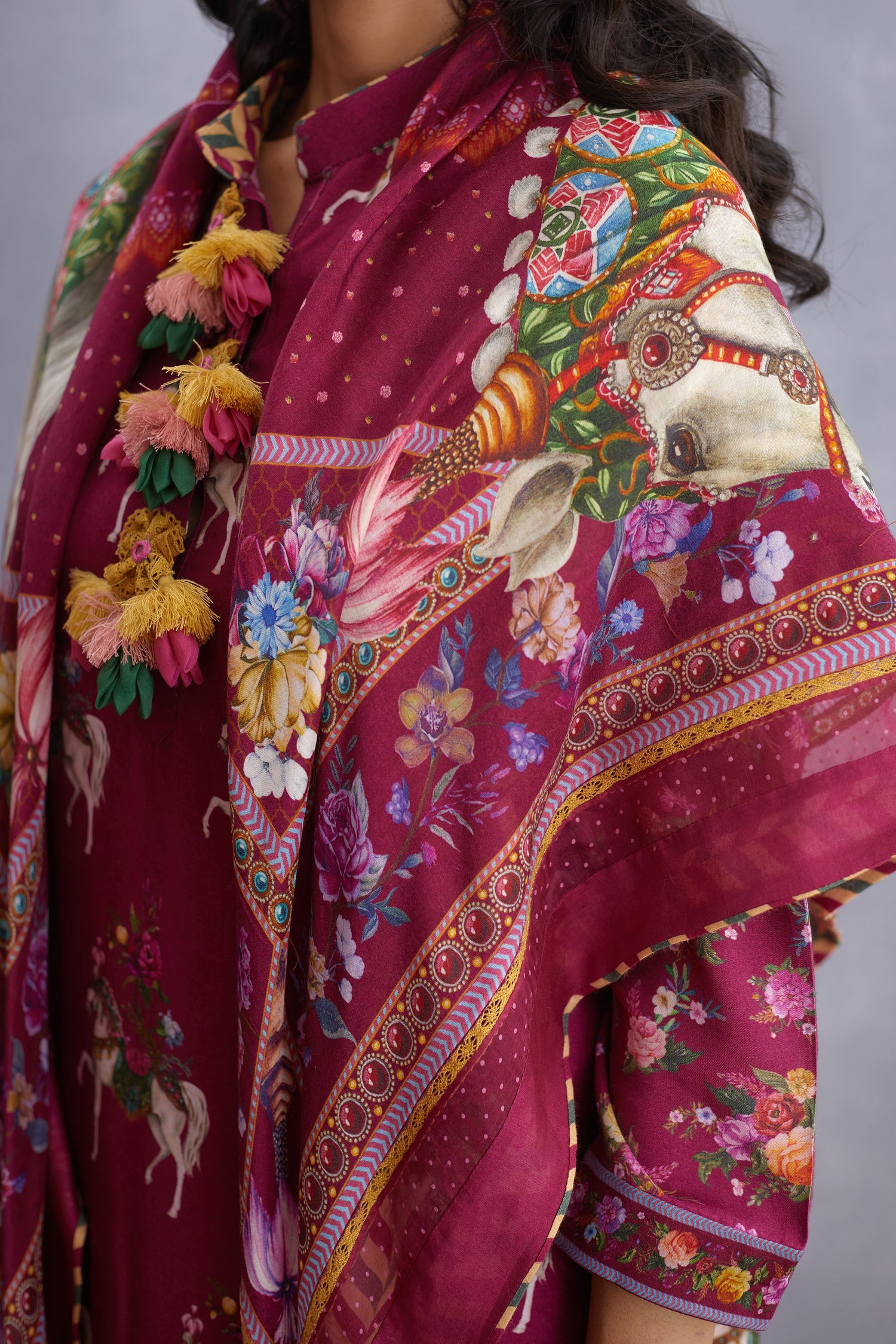 Manika Ashwamedha Scarf