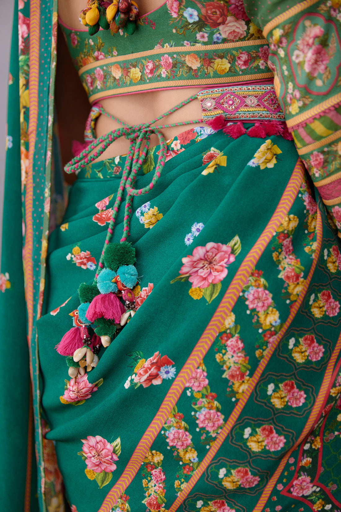 Panna Gulshan Kamarbandh