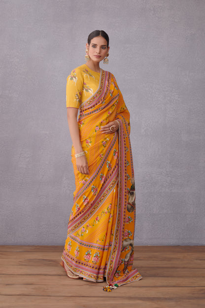 Sunehra Aashvani Saree