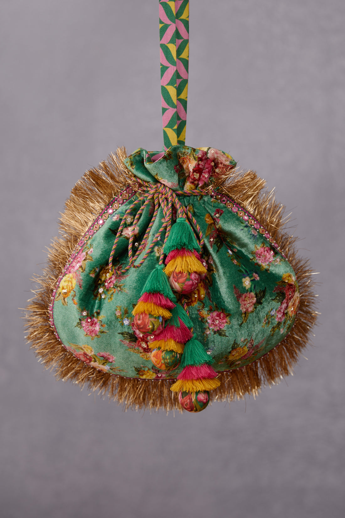 Panna Nilofer Makhmal Potli